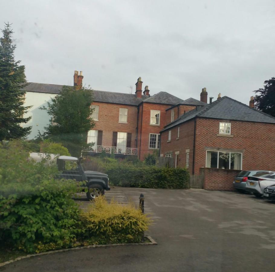 Madge House Ashbourne Appartement Ashbourne  Buitenkant foto
