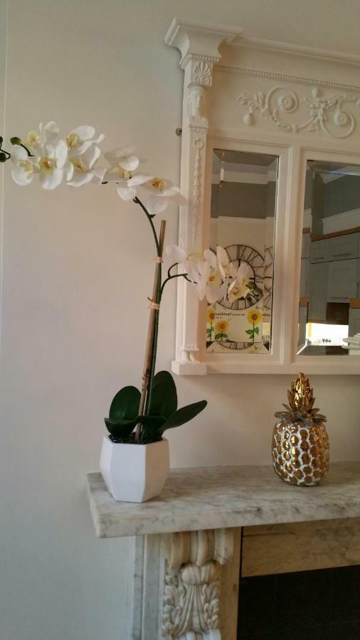 Madge House Ashbourne Appartement Ashbourne  Buitenkant foto